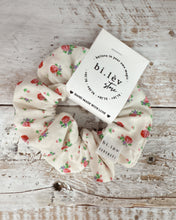 Load image into Gallery viewer, RED ROSES Scrunchie