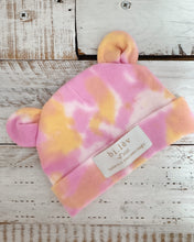 Load image into Gallery viewer, BABY LEMON ROSÈ tie-dye Bear Beanie
