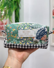 Load image into Gallery viewer, GREEN FOREST padded handmade pouch