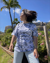 Load image into Gallery viewer, Black tie-dye GOTS organic cotton t-shirt for him and for her. Unisex collection.