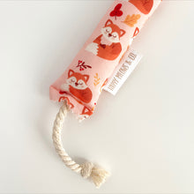 Load image into Gallery viewer, PEACH FOX Cat Kicker