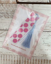 Load image into Gallery viewer, HAPPY DAISY handmade bookmark
