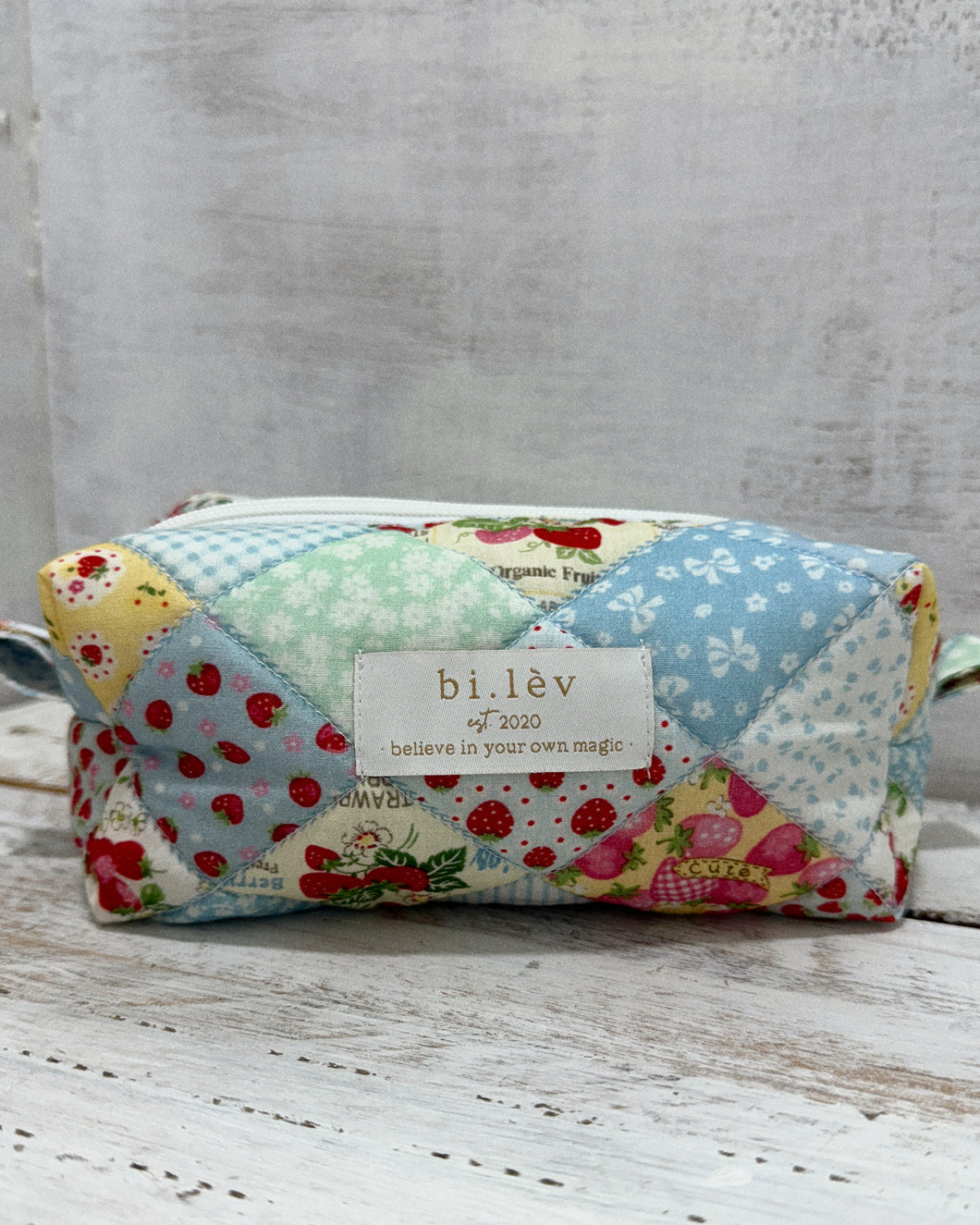 STRAWBERRY FARM BLUE padded handmade pouch