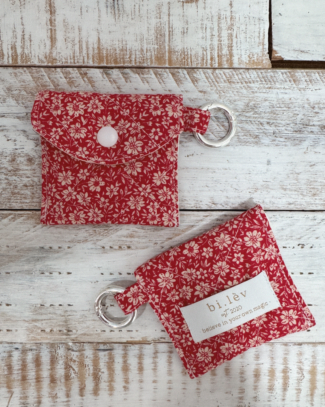 RED BLOOM earbud pouch