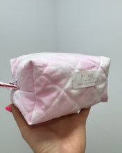 Load image into Gallery viewer, PINKY LAVENDER tie-dye padded pouch

