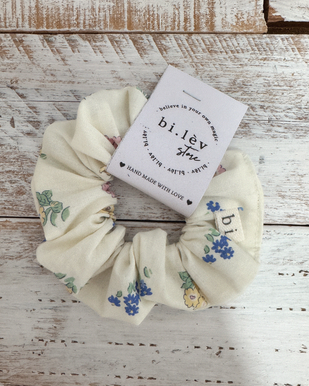 FLOWER GARDEN Scrunchie