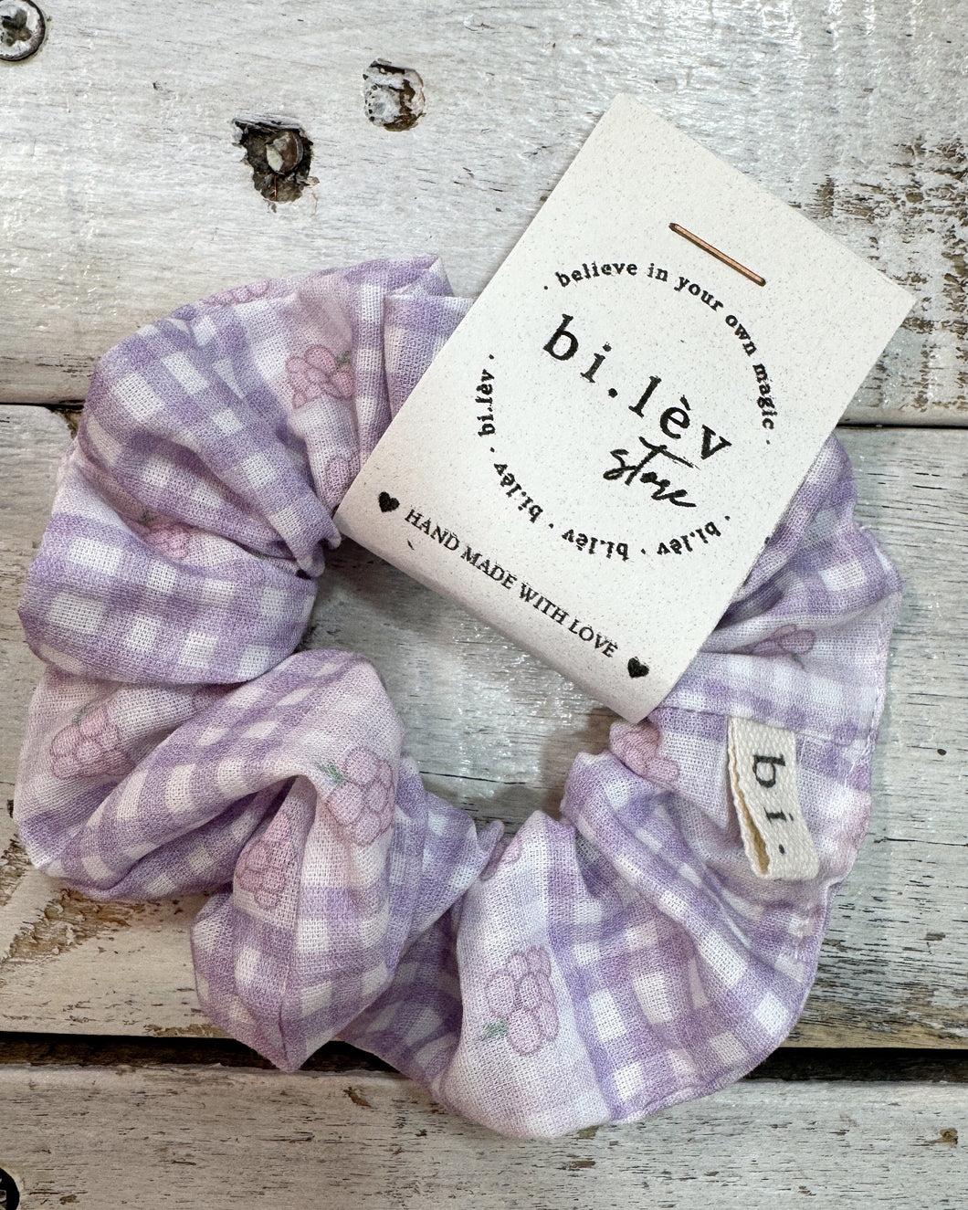 GRAPE GINGHAM Scrunchie