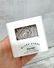 Load image into Gallery viewer, CHOCOLATE Peony Candle
