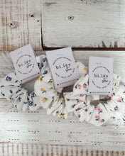 Load image into Gallery viewer, PINK ROSES Scrunchie
