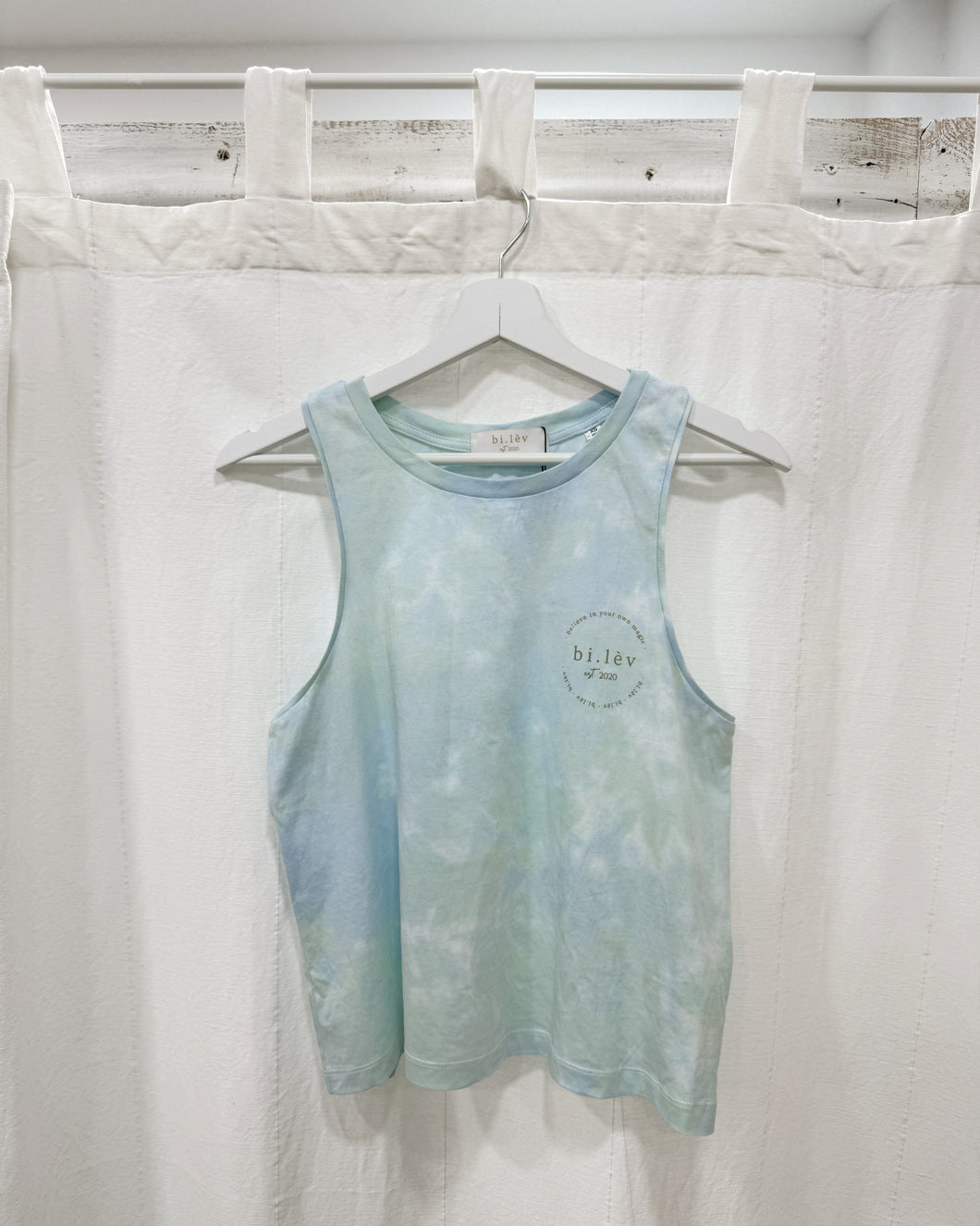 PEACE - Sleeveless Crop Top