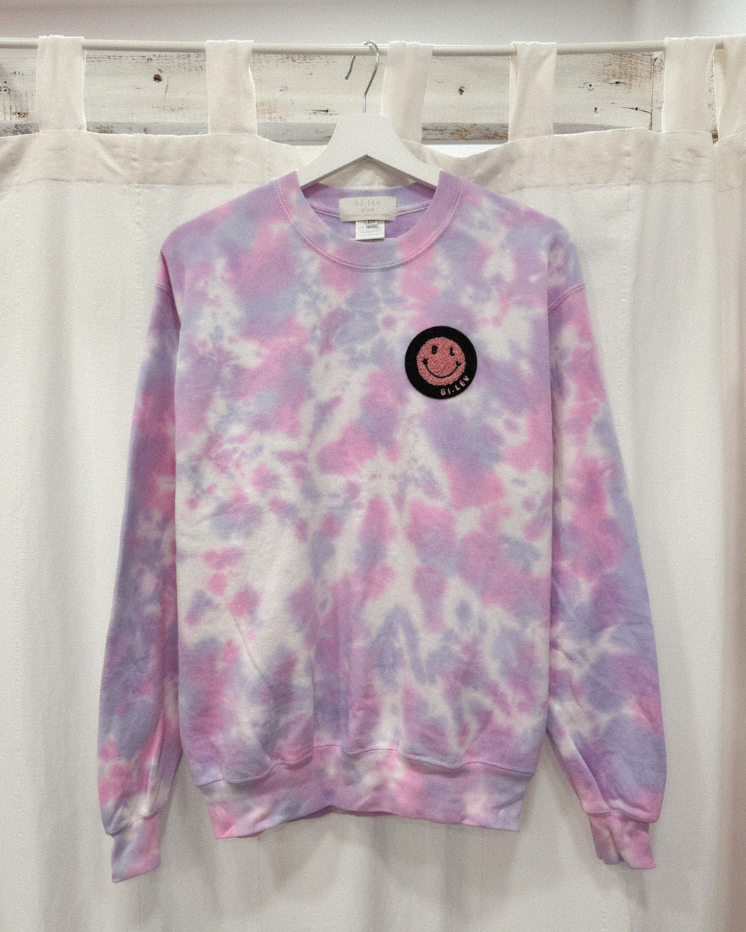 PINKY LAVENDER tie-dye sweatshirt