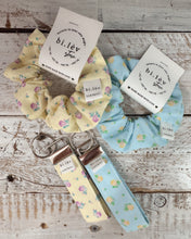 Load image into Gallery viewer, BLUE YELLOW ROSE Scrunchie
