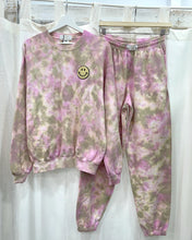 Load image into Gallery viewer, DUSTY &amp; PINK tie-dye sweatshirt
