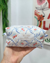 Load image into Gallery viewer, BLUE BOW BLUE ROSES padded handmade pouch
