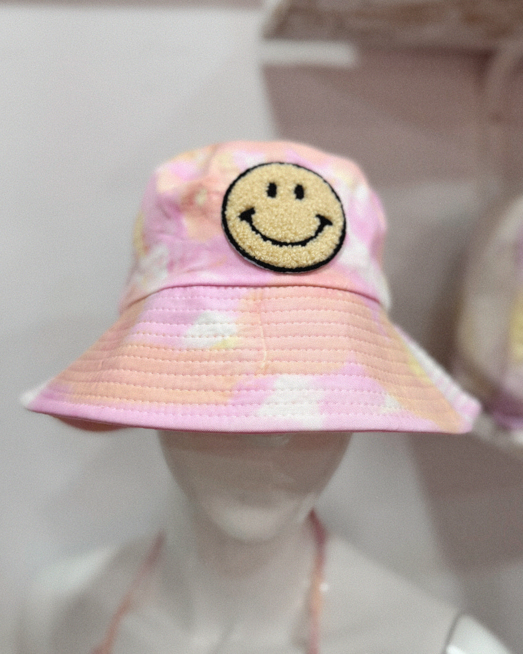 LEMON ROSÈ tie-dye Bucket Hat