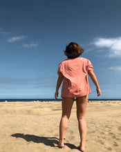 Load image into Gallery viewer, Rose clay oversized organic cotton basic t-shirt. Sustainable brand. Unisex. Genderless.
