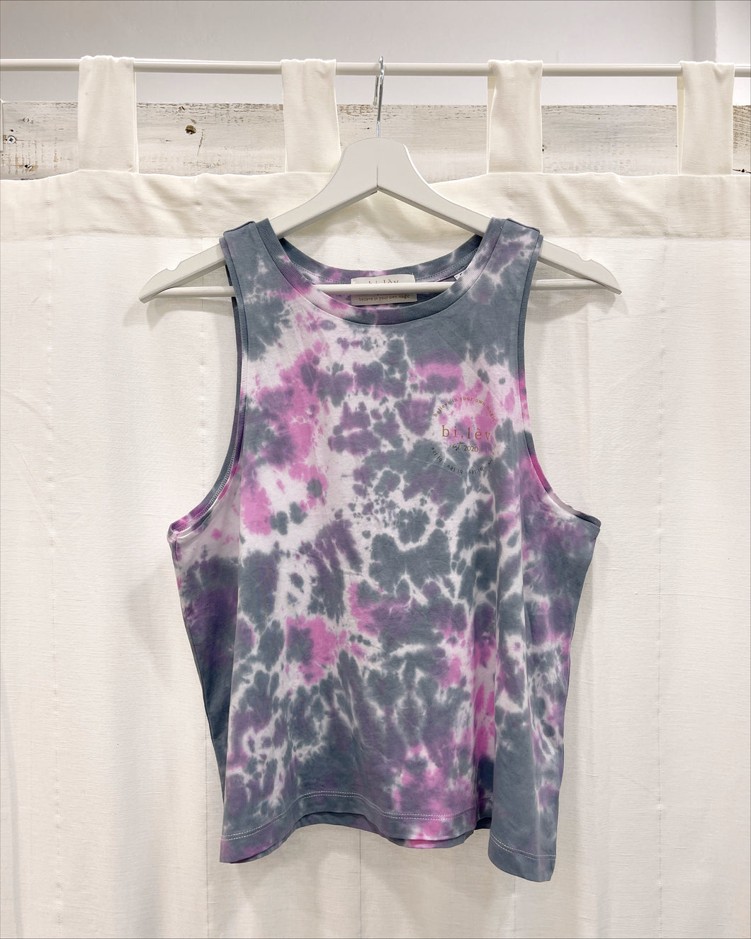 BLACK PINK - Sleeveless Crop Top