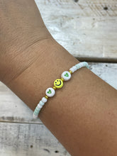 Load image into Gallery viewer, SMILE beads bracelet
