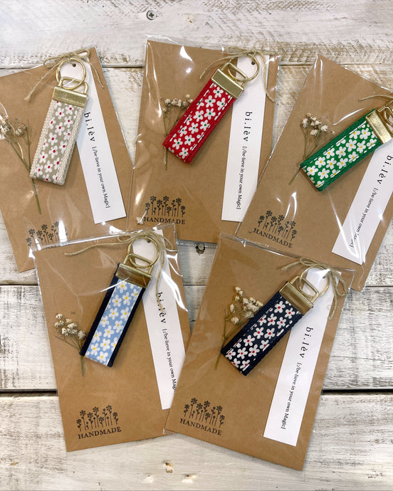 Daisy flower print handmade key fob rings